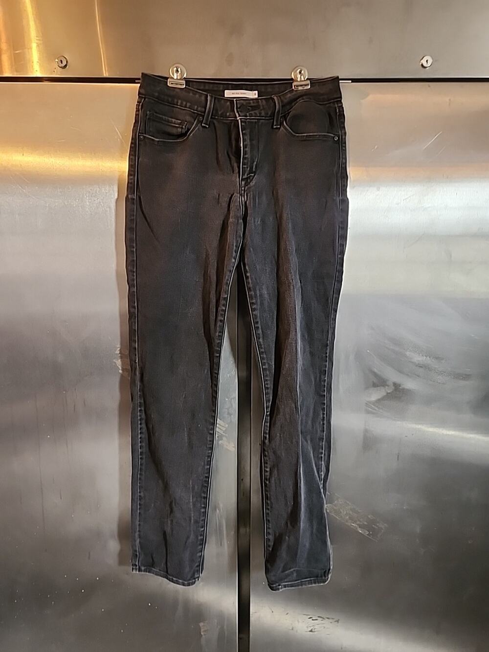Levi’s Jeans Women’s 16M Black Classic Mid-Rise Skinny Size 8